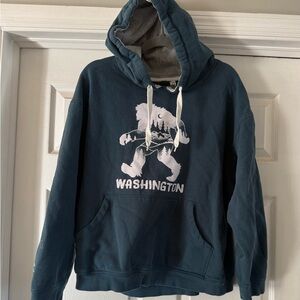 Ouray Washington Sweatshirt Hoodie Sasquatch Bigfoot  Crystal Mountain L